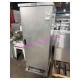 1X, BRUTE WARMING CABINET FITS 18"X26" TRAYS