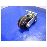 LOT, 1BOX (4PC) 4"X2" MULTI-DIRECTIONAL CASTERS