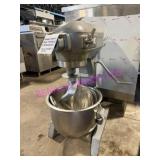 1X, HOBART A200T 20QT MIXER W/ 3 ATT.