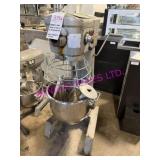 1X, HOBART D-300T 30QT MIXER W/ 3 ATT & TIMER