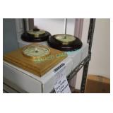 LOT, 3PCS, QUARTZ, 2X CLOCK, 1X WOOD BAROMETER