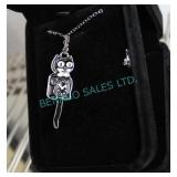LOT, 2PCS, KIT-CAT NECKLACES W/ HANGING TAILS