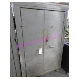 1X, H.D. PORTABLE  2 DOORS STORAGE CAB