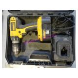 1X DEWALT 18V HAMMER DRILL W/ BATT & CHARGER