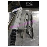 1X, WERNER ICE YLOCK LADDER LEVELER