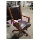 1X, AS-IS EXECUTIVE OFFICE CHAIR(WOOD+SEAT PEELIN)