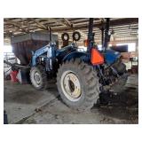 2000 NH TN65 w 32LA loader