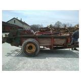 Manure spreader