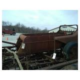 international 100 manure spreader