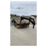 (NT) goose neck trailer