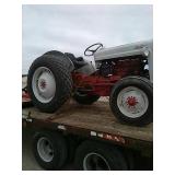 Ford 850 tractor