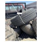 set three 17in tires