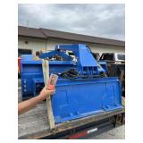 Top cat hydraulic grader / doxer attachment