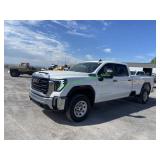 2024 GMC Sierra 2500 4WD Crew Cab Pickup