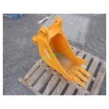 Unused GIYI CAT307 Excavator Bucket ~12"