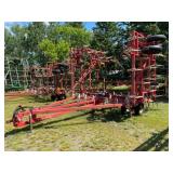 Wil-Rich 2500 40ft. Cultivator 5 Section Fold