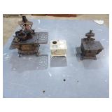 3 Cast Toy Ovens