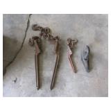 3-Binders & Tow Hook