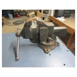 Athol 624 Bench Vise