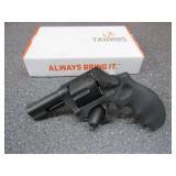 Taurus 327CH 327 Federal Mag, 6 Shot Revolver, Box