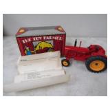 ERTL Massey Harris 1955 1/16 Scale DieCast Tractor