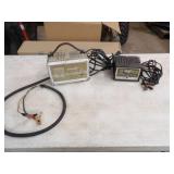 Sure Fire 300 3 Amp 6v/12v Battery Charger & Schau