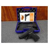 EAA-SAR Arms SARB6P 9mm Semi Auto, Sights, Case