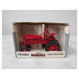 ERTL McCormick Farmall Cub Tractor 1/16 Scale