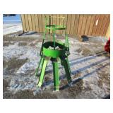 Grain Bin Grain Spreader