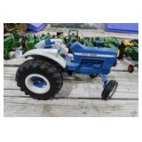 ERTL Ford 8000 Metal Die Cast Tractor