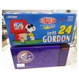Action Dupont Peanuts 50yr #24 Jeff Gordon 1:24