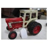 International 1466 Turbo Metal Die Cast Tractor
