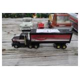 Peterbilt Semi & Trailer