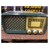 Silvertone Radio- Lights up, Radio doesn't work