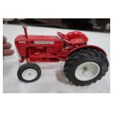 Spec Cast Cockshutt 550 Metal Die Cast Tractor