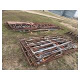5-Gate Panels Approx. 105in.Wx57in.T &