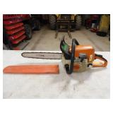 Stihl MS250C Chainsaw w/16in. Blade & Cover, Runs