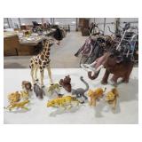 14 Assorted Plastic Animals