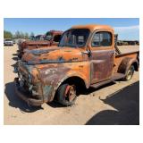 Dodge Flat Head 6 Cyl., Stepside Box, 3sp Manual