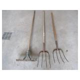 2-4 Tine Forks & Tool