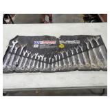 HDC 22pc. Standard & Metric Wrench Set