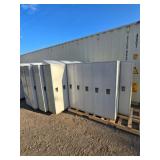 1 Row of 5 Lockers