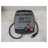 Blitzer 10 Mile .5 Joule Low Impedance 110v Fencer