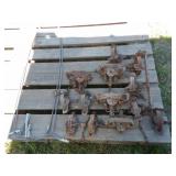 2-40.5in Fur Stretchers, 9-Victor 1.5 Spring Traps