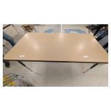 Table w/Metal Legs 60inWx30inDx27.5inT