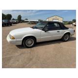 1992 Ford Mustang Convertible, 4 Cyl. Auto, 2dr.