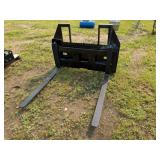 Skid Steer Mount Pallet Forks, 42in. L Forks,