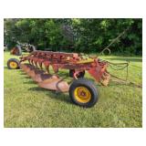 Melroe 6 Bottom Pull Type Plow, Hyd. Cylinder