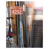 11 Fence Posts, Saw, 3 Reflector Sticks