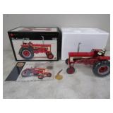 Precision Series The Farmall 706 1/16th Metal Die